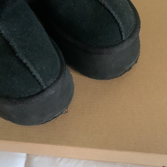 UGG Funkette Black Slingback Slip-On Platform Slippers - Picture 13 of 16